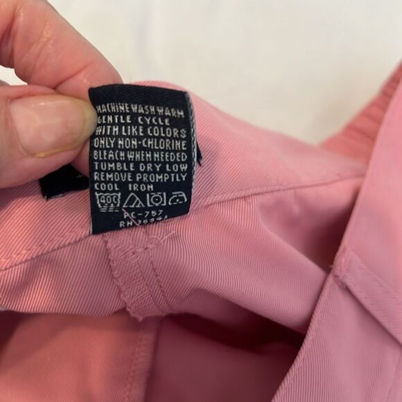 Izod Womens size 14 pink pleated shorts side and back pockets belt loops EUC - Picture 4 of 12